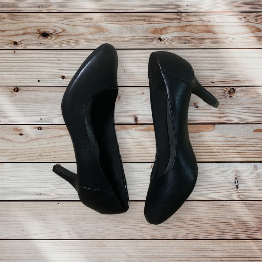 Standard black heels